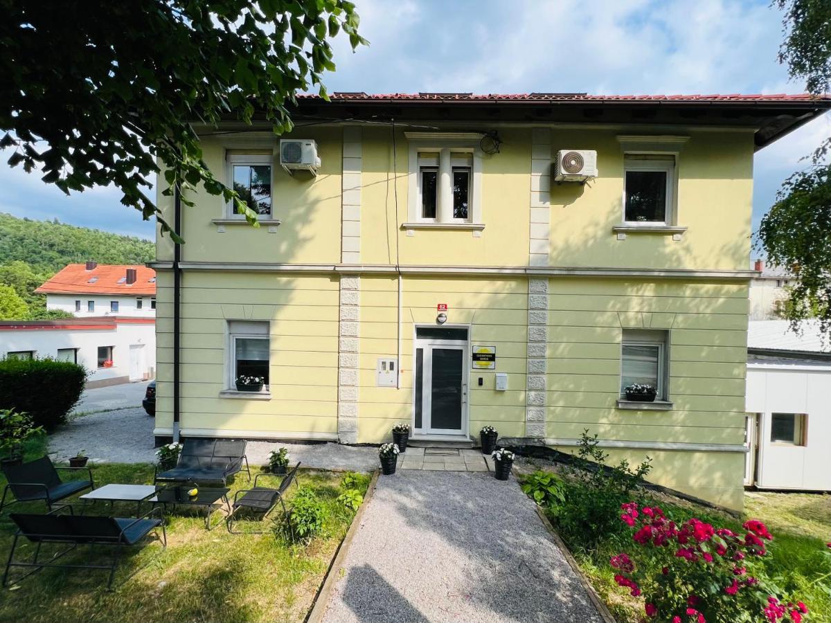 Hotel Lemonwood House Postojna Exterior foto
